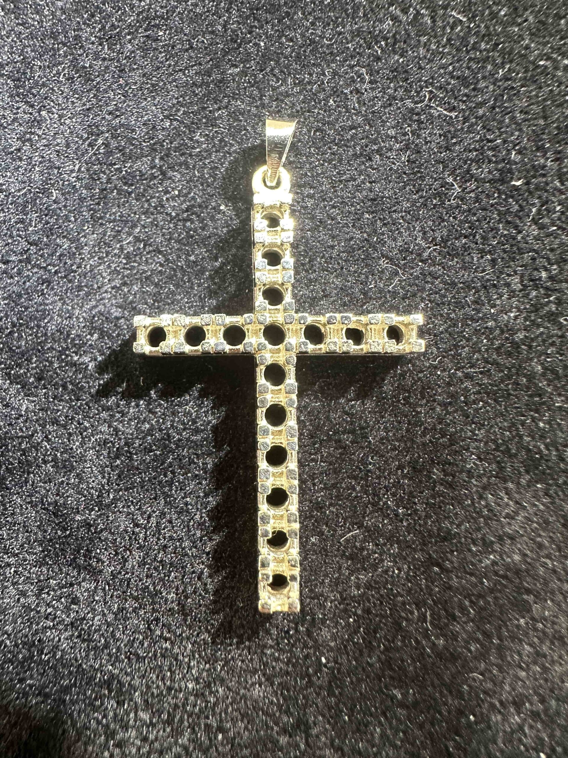 r Ciondolo Croce 16 Pietre ct. 0,04 -2